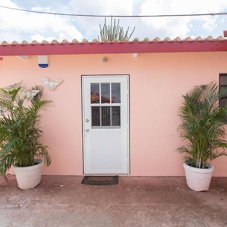 Tranquility Place Willemstad Exterior photo